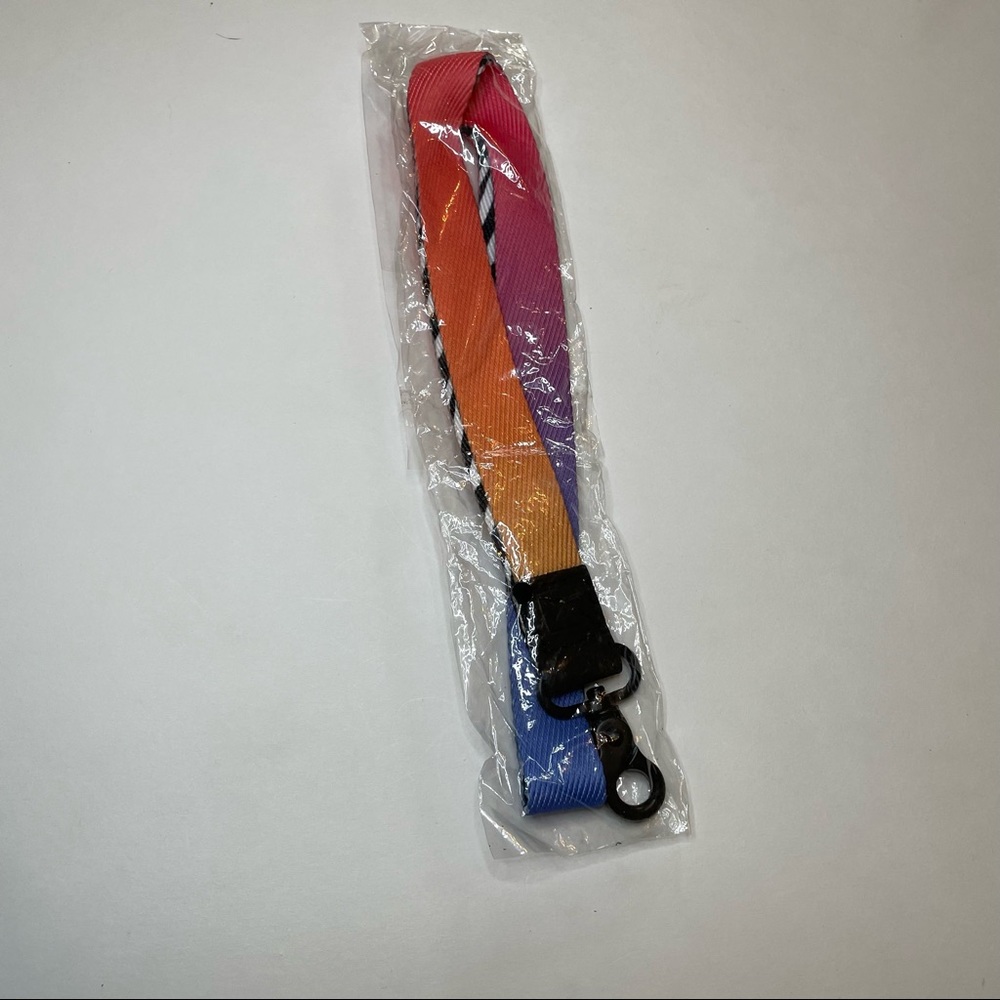 Thread Wallet Lanyard - Picture 3 of 4